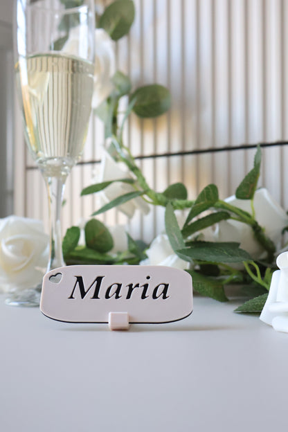 Plăcuțe personalizate cu nume pentru evenimente