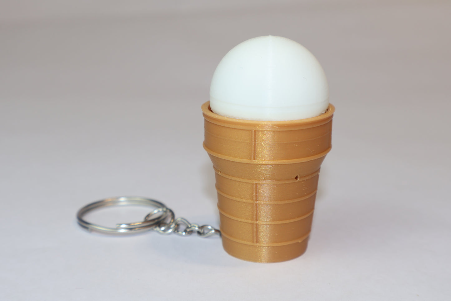 Breloc Fidget Clicker – Înghețată cu Cornet de Vafă